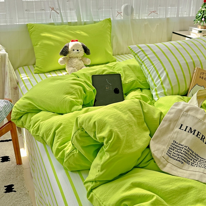 91家纺网 家纺一手货源 找家纺 繁花家居 2025新款高克重水洗棉云朵棉条纹撞色系列四件套 天空蓝+蓝条