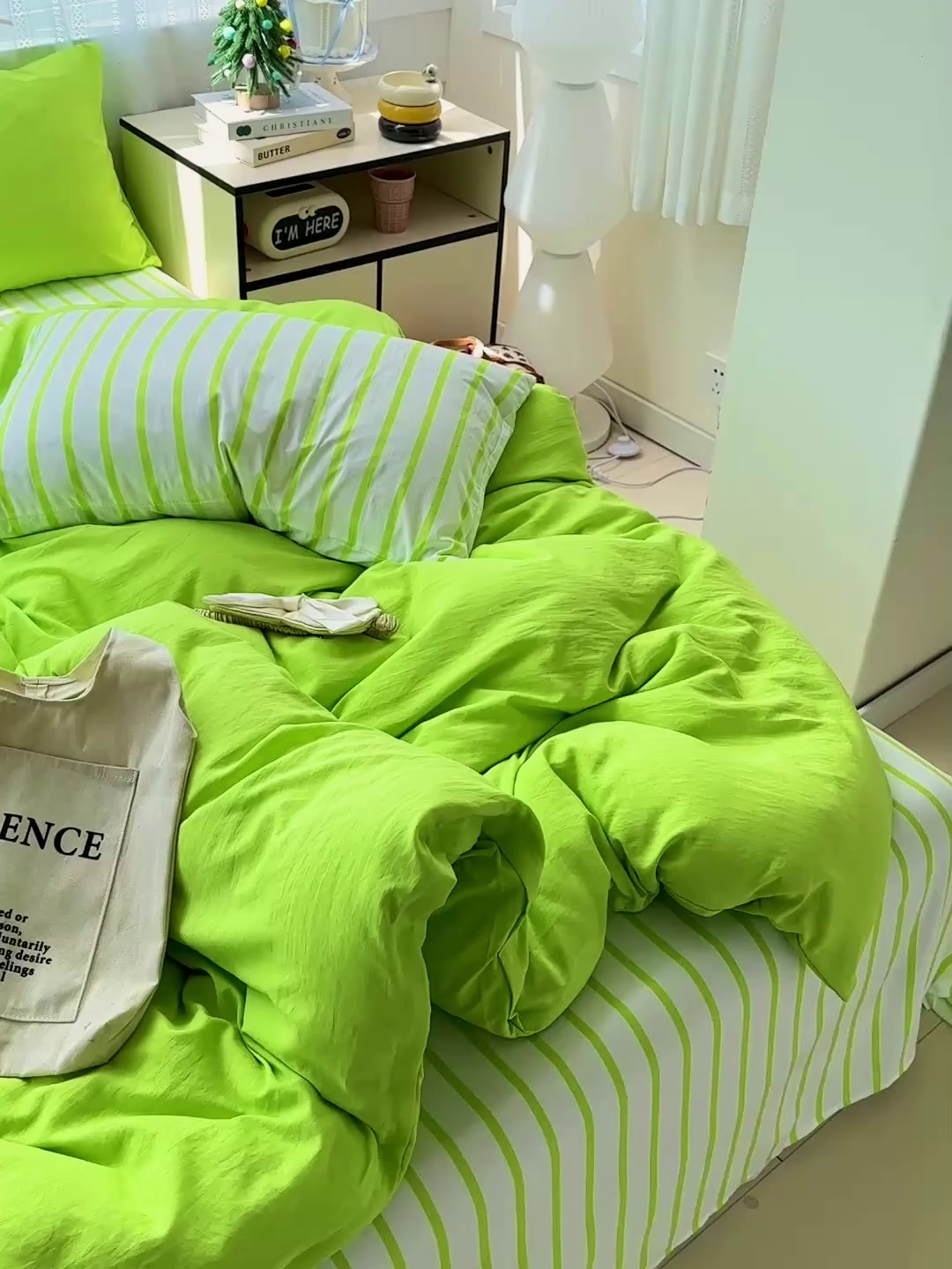 91家纺网 家纺一手货源 找家纺 繁花家居 2025新款高克重水洗棉云朵棉条纹撞色系列四件套 天空蓝+蓝条