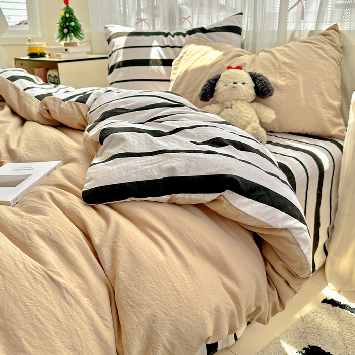 91家纺网 家纺一手货源 找家纺 繁花家居 2025新款高克重水洗棉云朵棉条纹撞色系列四件套 天空蓝+蓝条