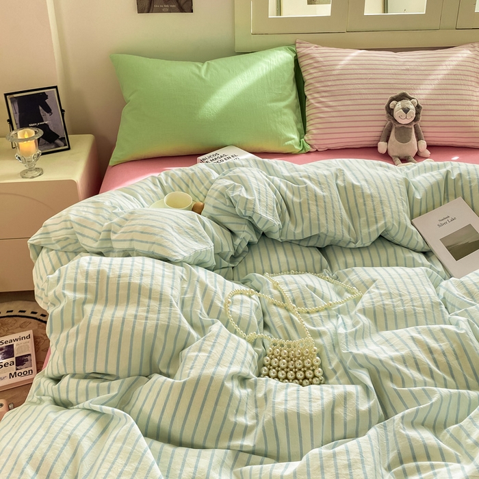 繁花家居 2025新款高克重水洗棉云朵棉条纹撞色系列四件套 玫红黑条