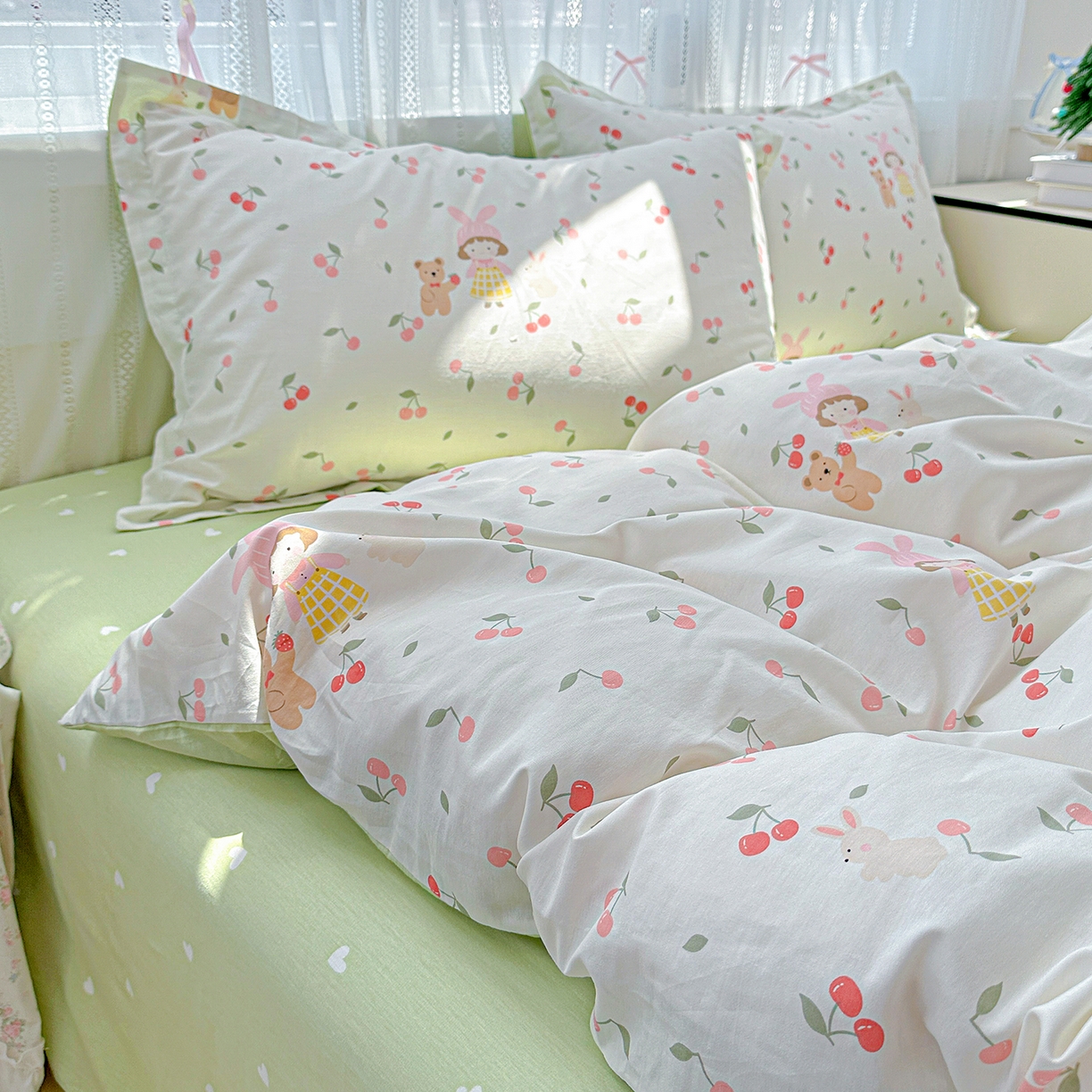 91家纺网 家纺一手货源 找家纺 恩泽家纺 2025新款全棉纯棉12868喷气印花系列四件套-第二批 花季少女