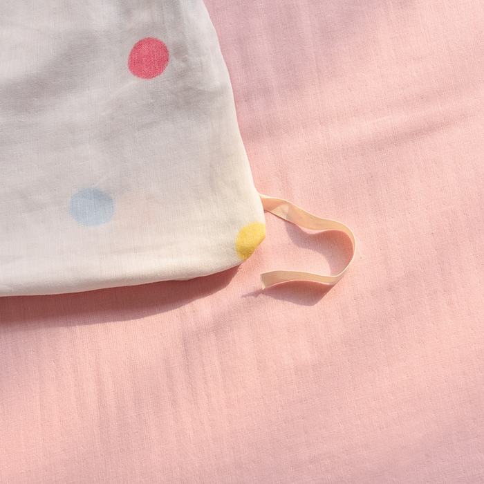 91家纺网 家纺一手货源 找家纺 炫拼家纺 2025新款泡芙系全棉纯棉A类40支双层纱卡通毛巾绣四件套 三只小猪