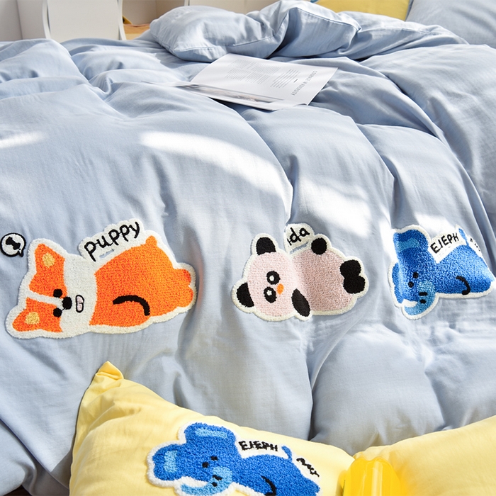 91家纺网 家纺一手货源 找家纺 炫拼家纺 2025新款泡芙系全棉纯棉A类40支双层纱卡通毛巾绣四件套 动物朋友