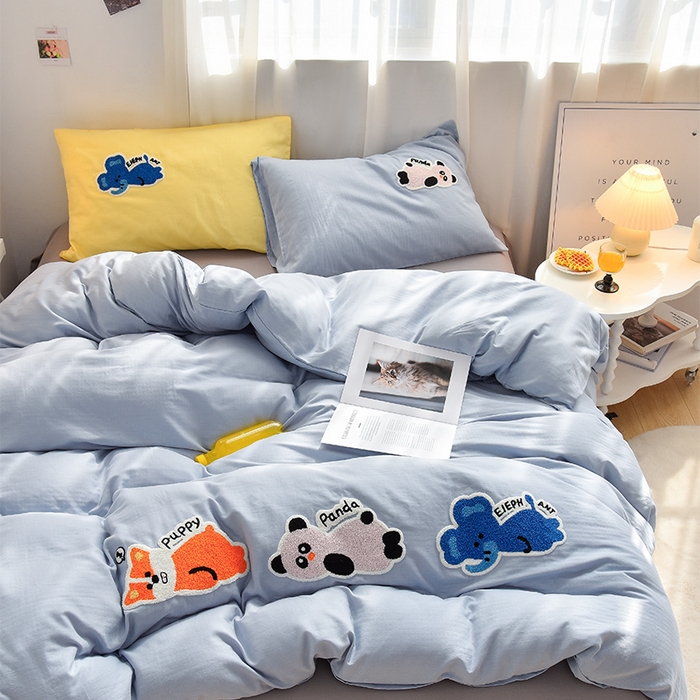 91家纺网 家纺一手货源 找家纺 炫拼家纺 2025新款泡芙系全棉纯棉A类40支双层纱卡通毛巾绣四件套 动物朋友