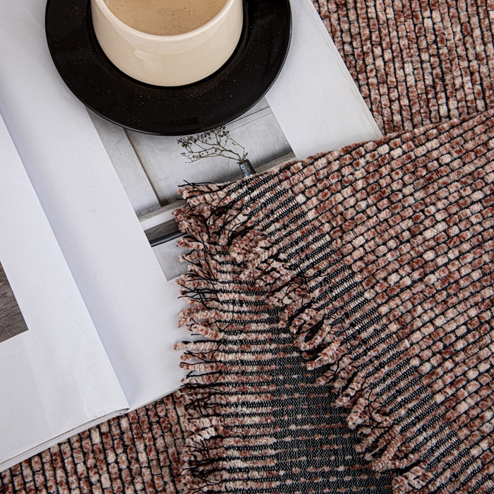 91家纺网 家纺一手货源 找家纺 沐沐家纺 2026新款亲肤舒适炫彩沙发巾 豆沙色