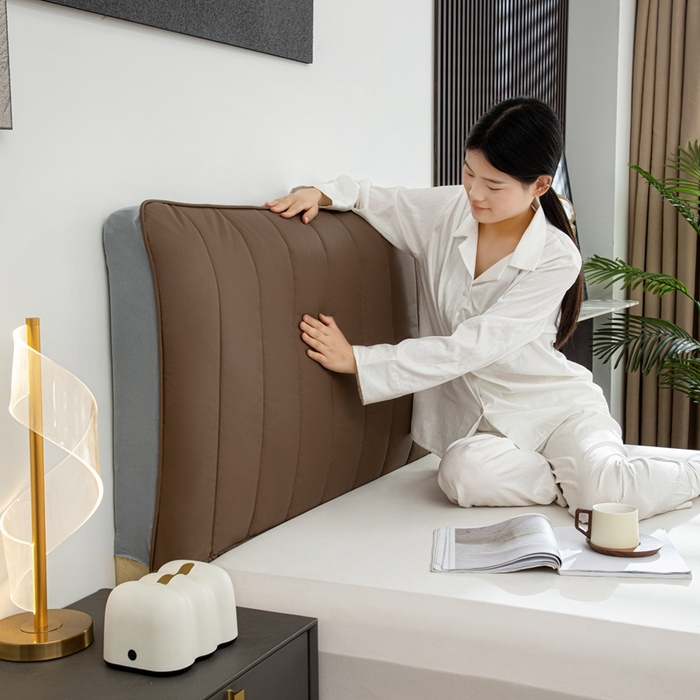 91家纺网 家纺一手货源 找家纺 沐沐家纺 2026新款亲肤舒适简约科技布床头罩 咖色