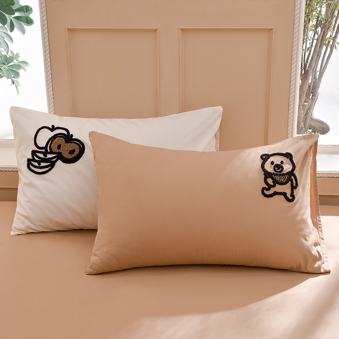 91家纺网 家纺一手货源 找家纺 炫拼家纺 2026新春款萌系A类全棉纯棉40支水洗棉毛巾绣四件套 惬意小熊