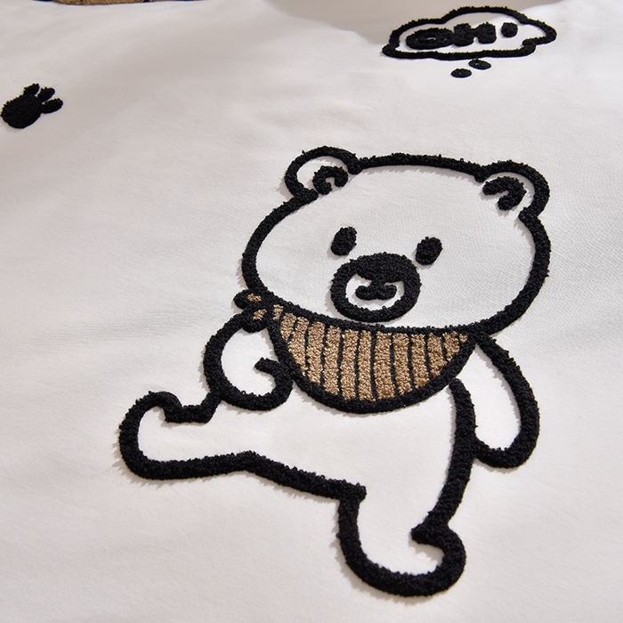 91家纺网 家纺一手货源 找家纺 炫拼家纺 2026新春款萌系A类全棉纯棉40支水洗棉毛巾绣四件套 惬意小熊