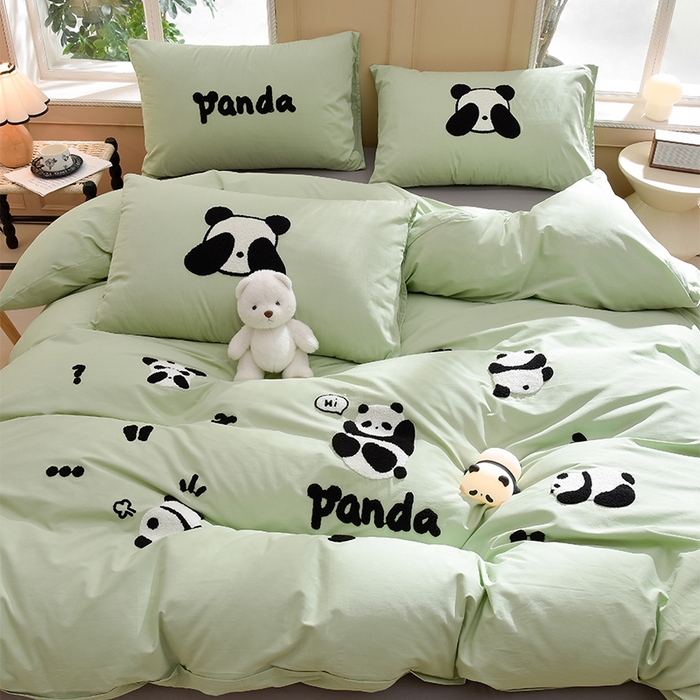 91家纺网 家纺一手货源 找家纺 炫拼家纺 2026新春款萌系A类全棉纯棉40支水洗棉毛巾绣四件套 搞怪熊猫