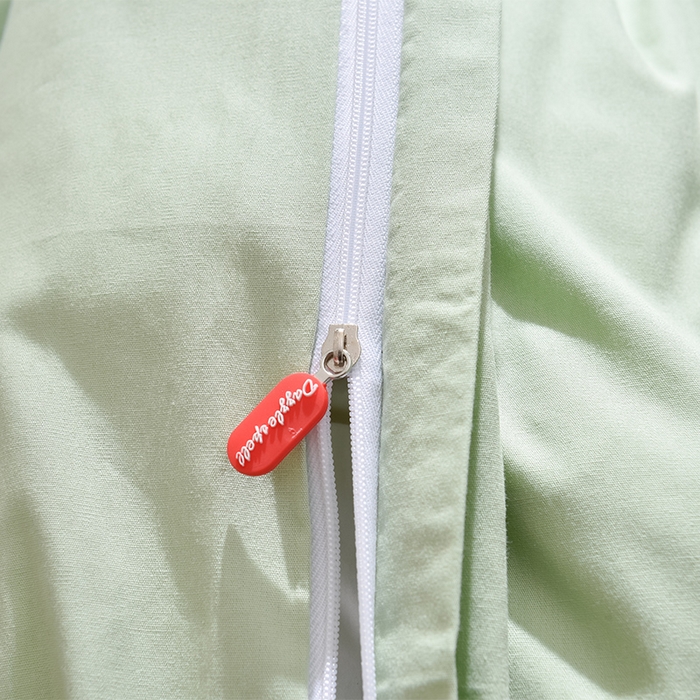 91家纺网 家纺一手货源 找家纺 炫拼家纺 2026新春款萌系A类全棉纯棉40支水洗棉毛巾绣四件套 搞怪熊猫