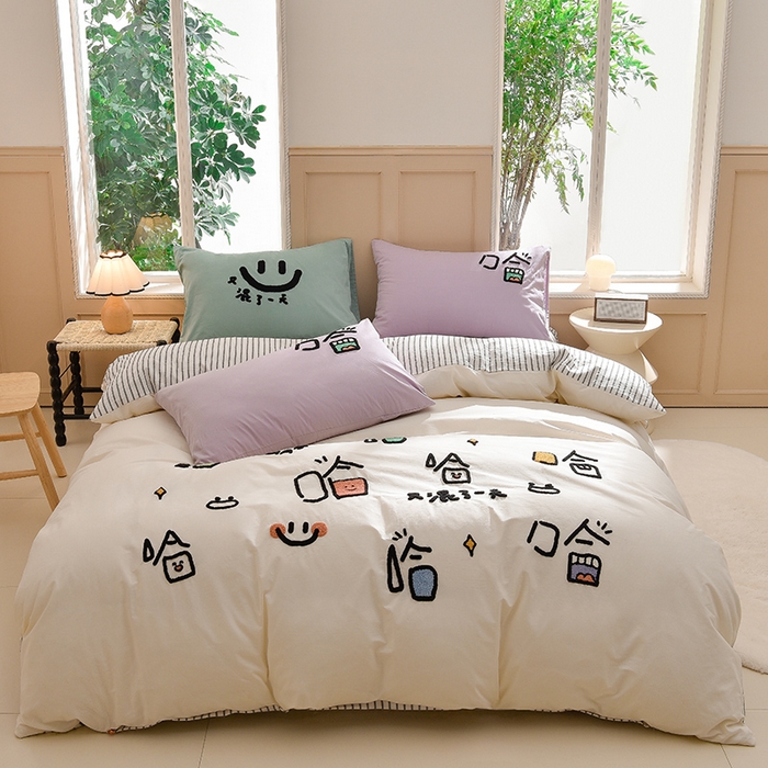 91家纺网 家纺一手货源 找家纺 炫拼家纺 2026新春款萌系A类全棉纯棉40支水洗棉毛巾绣四件套 哈哈乐