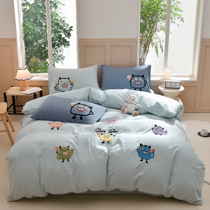 91家纺网 家纺一手货源 找家纺 炫拼家纺 2026新春款萌系A类全棉纯棉40支水洗棉毛巾绣四件套 小怪兽-兰