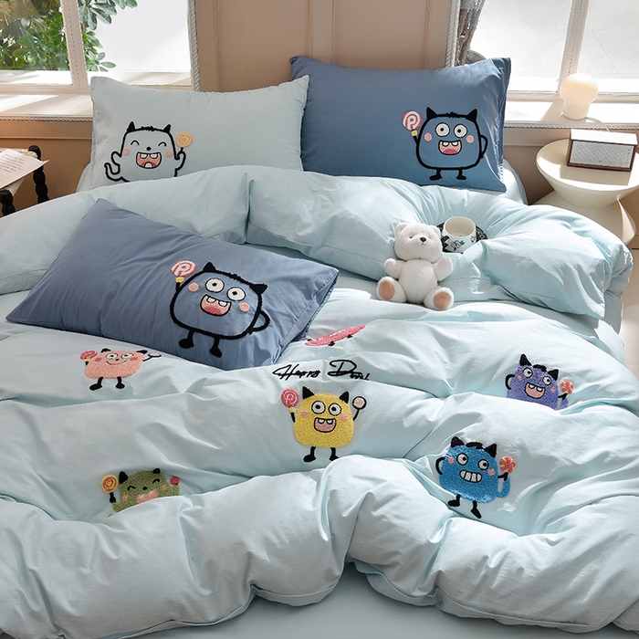 91家纺网 家纺一手货源 找家纺 炫拼家纺 2026新春款萌系A类全棉纯棉40支水洗棉毛巾绣四件套 小怪兽-兰