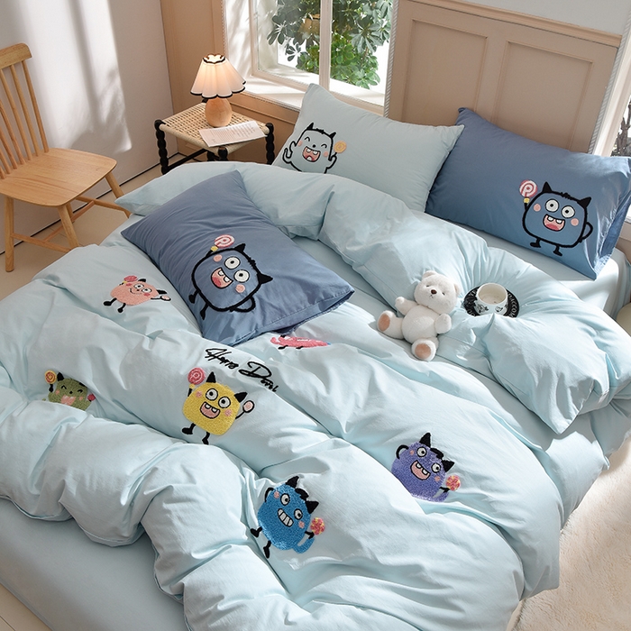 91家纺网 家纺一手货源 找家纺 炫拼家纺 2026新春款萌系A类全棉纯棉40支水洗棉毛巾绣四件套 小怪兽-兰