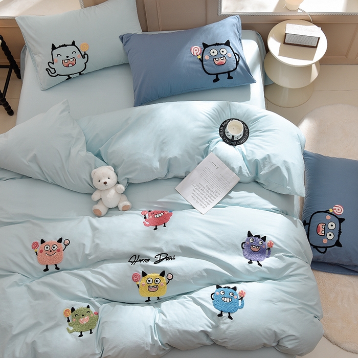 91家纺网 家纺一手货源 找家纺 炫拼家纺 2026新春款萌系A类全棉纯棉40支水洗棉毛巾绣四件套 小怪兽-兰