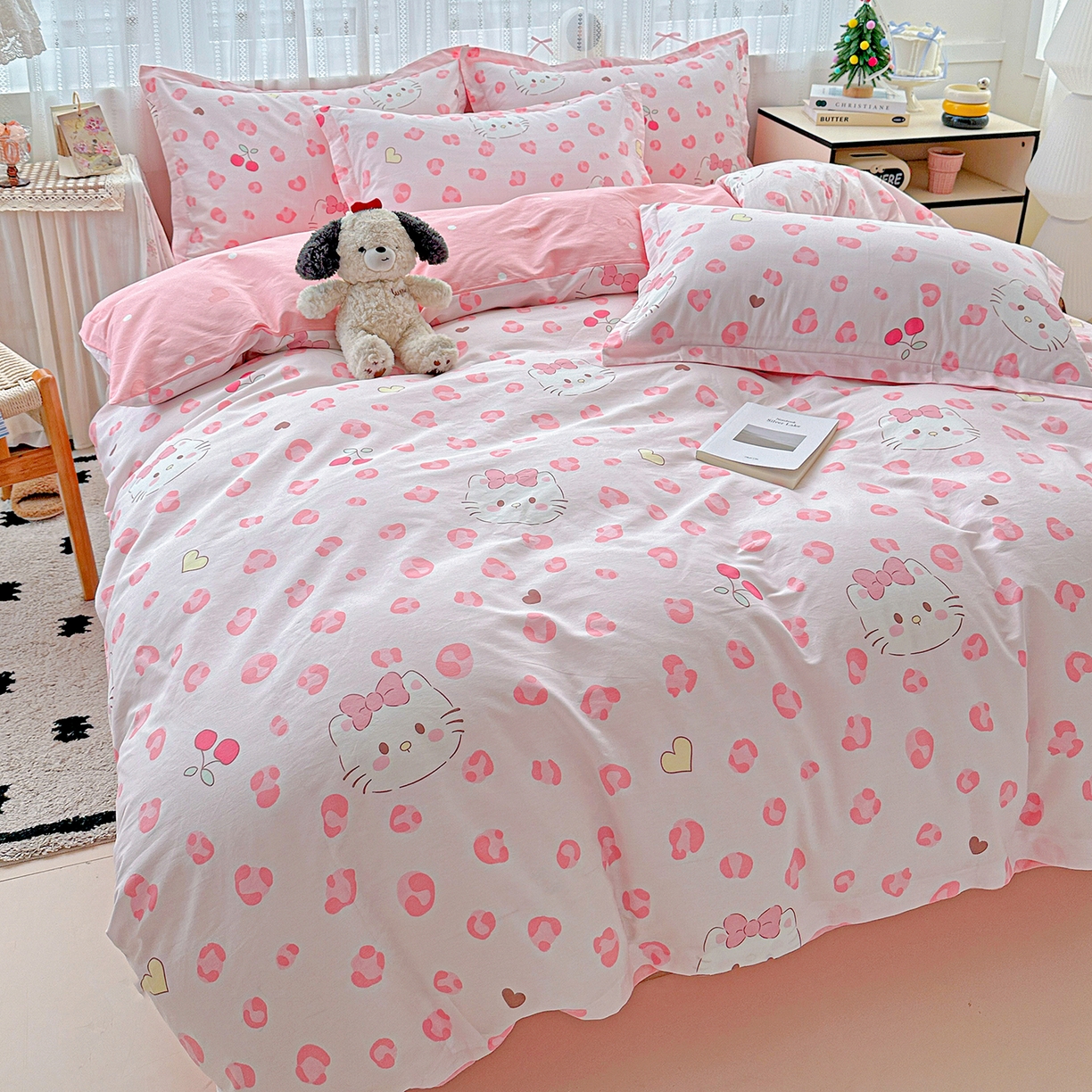 91家纺网 家纺一手货源 找家纺 恩泽家纺 2025新款全棉纯棉12868喷气印花系列四件套-第二批 时尚猫咪粉