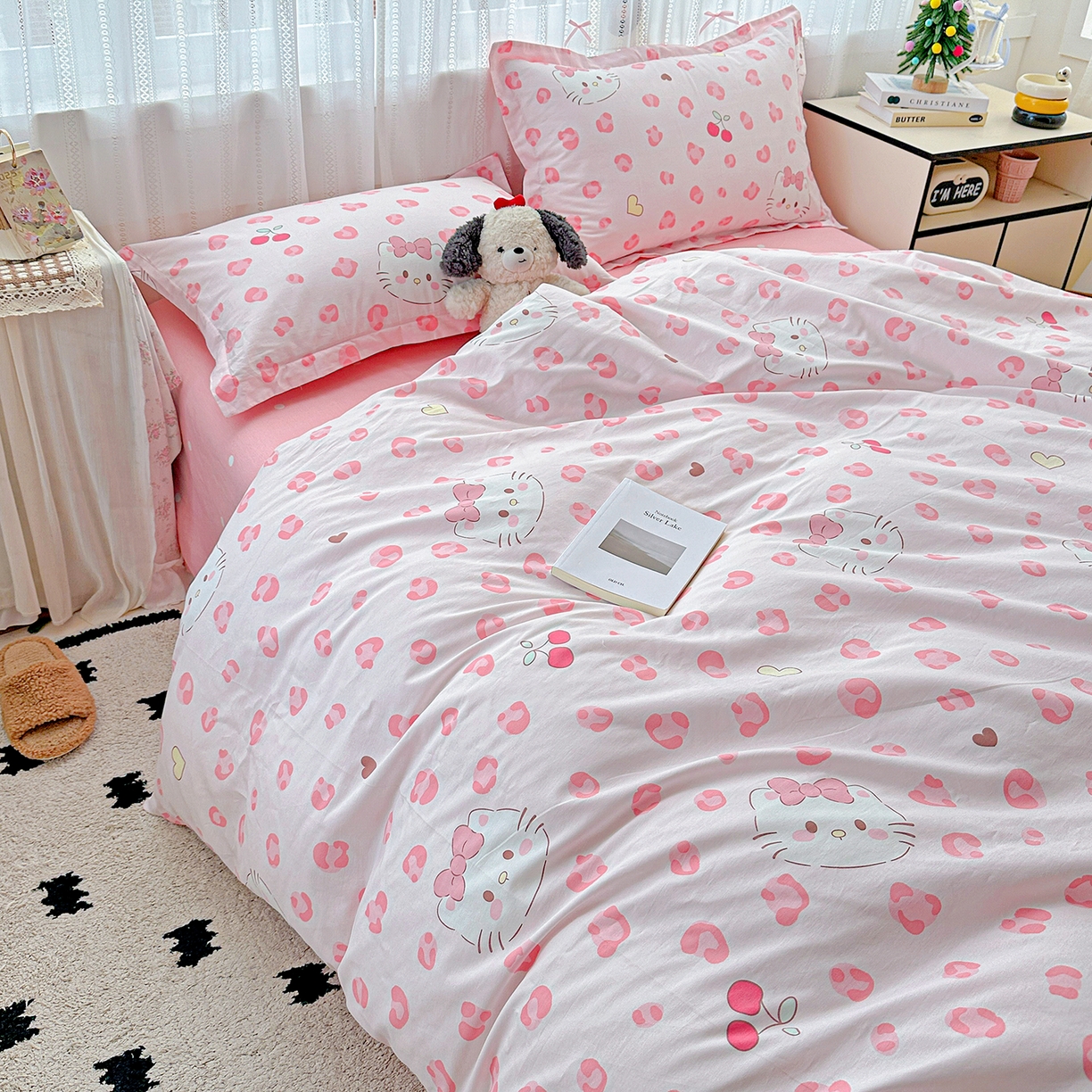 91家纺网 家纺一手货源 找家纺 恩泽家纺 2025新款全棉纯棉12868喷气印花系列四件套-第二批 时尚猫咪粉