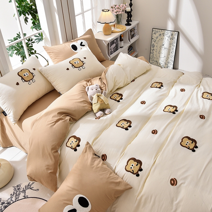 91家纺网 家纺一手货源 找家纺 炫拼家纺 2026新春款萌系A类全棉纯棉40支水洗棉毛巾绣四件套 面包甜甜圈