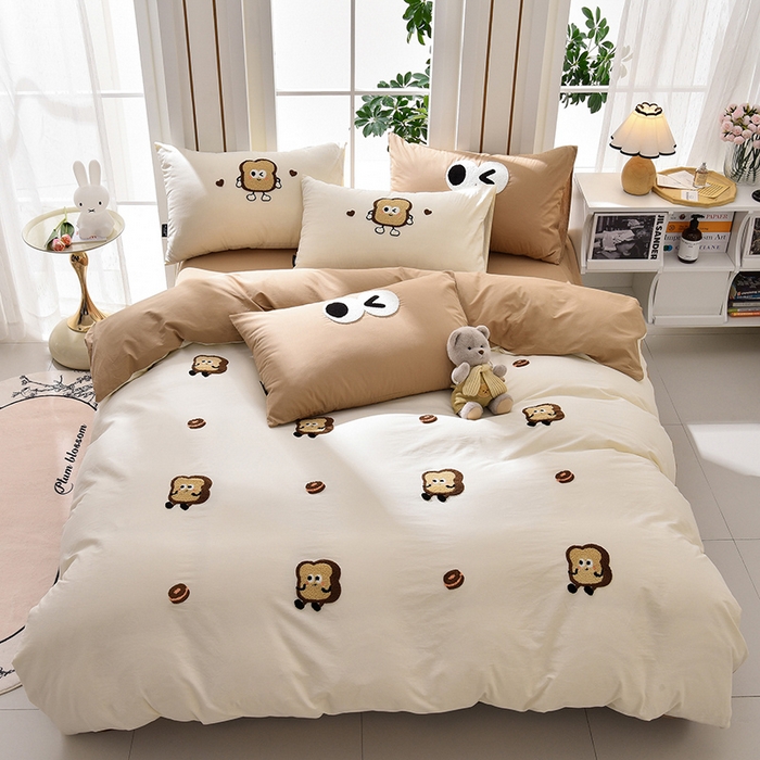 91家纺网 家纺一手货源 找家纺 炫拼家纺 2026新春款萌系A类全棉纯棉40支水洗棉毛巾绣四件套 面包甜甜圈