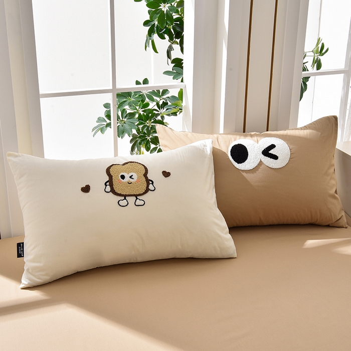 91家纺网 家纺一手货源 找家纺 炫拼家纺 2026新春款萌系A类全棉纯棉40支水洗棉毛巾绣四件套 面包甜甜圈