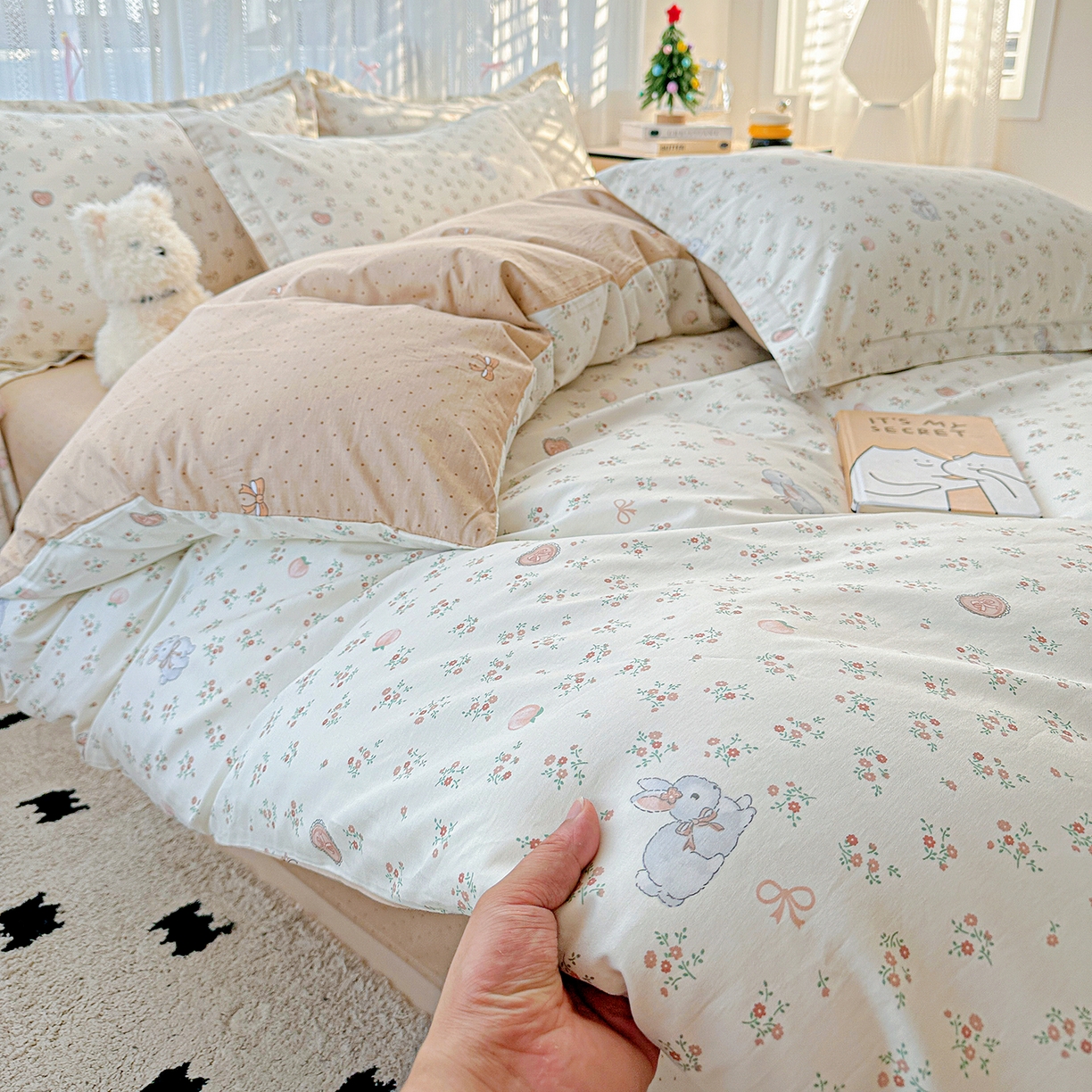 91家纺网 家纺一手货源 找家纺 恩泽家纺 2025新款全棉纯棉12868喷气印花系列四件套-第二批 兔子乐园