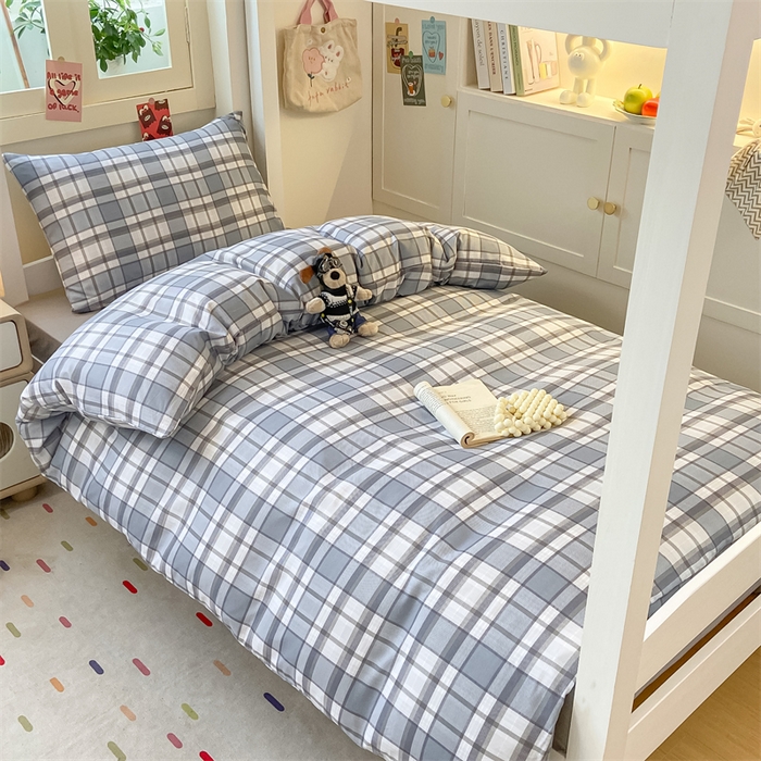 91家纺网 家纺一手货源 找家纺 慕木家纺 2025新款A类亲肤磨毛简约无印风水洗棉学生大礼包上下铺条纹套件系列 拉菲格+中灰