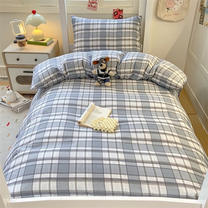 91家纺网 家纺一手货源 找家纺 慕木家纺 2025新款A类亲肤磨毛简约无印风水洗棉学生大礼包上下铺条纹套件系列 拉菲格+中灰