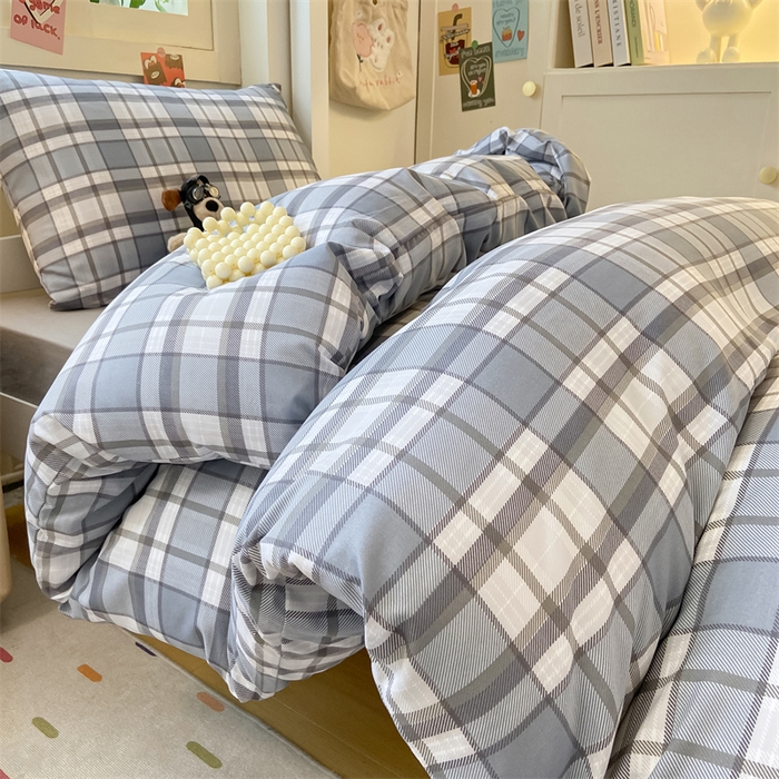 91家纺网 家纺一手货源 找家纺 慕木家纺 2025新款A类亲肤磨毛简约无印风水洗棉学生大礼包上下铺条纹套件系列 拉菲格+中灰