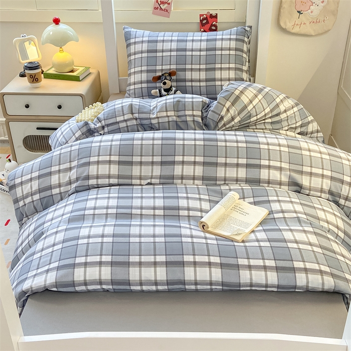 91家纺网 家纺一手货源 找家纺 慕木家纺 2025新款A类亲肤磨毛简约无印风水洗棉学生大礼包上下铺条纹套件系列 拉菲格+中灰