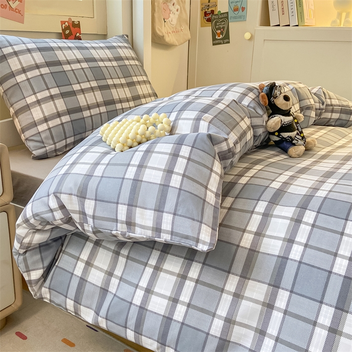 91家纺网 家纺一手货源 找家纺 慕木家纺 2025新款A类亲肤磨毛简约无印风水洗棉学生大礼包上下铺条纹套件系列 拉菲格+中灰