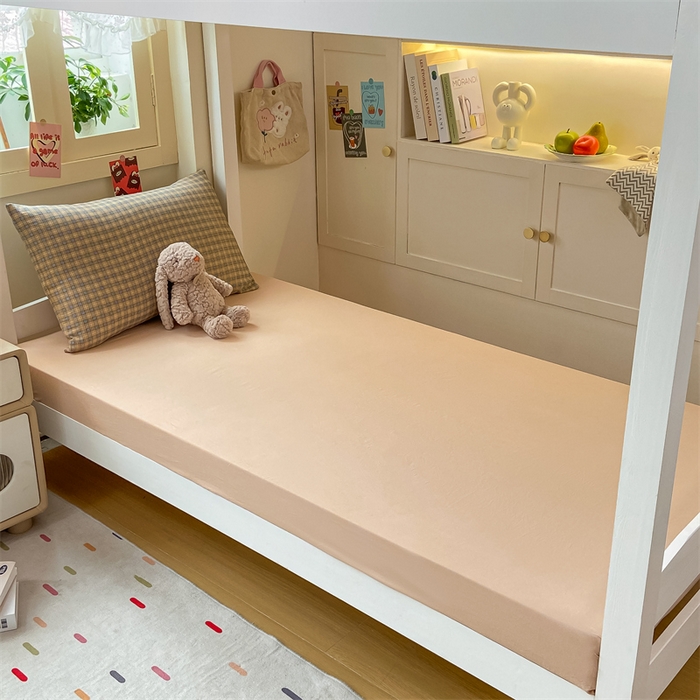 91家纺网 家纺一手货源 找家纺 慕木家纺 2025新款A类亲肤磨毛简约无印风水洗棉学生大礼包上下铺条纹套件系列 玛卡朵+奶黄