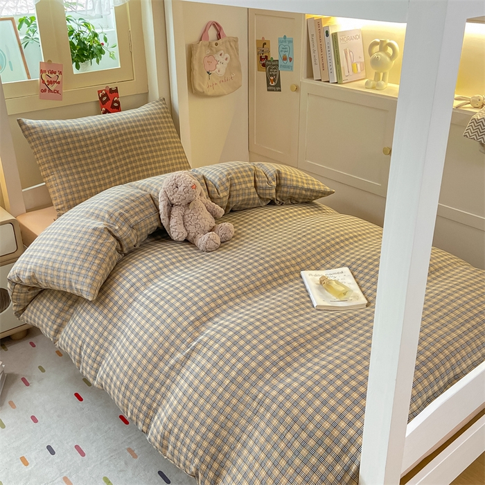 91家纺网 家纺一手货源 找家纺 慕木家纺 2025新款A类亲肤磨毛简约无印风水洗棉学生大礼包上下铺条纹套件系列 玛卡朵+奶黄