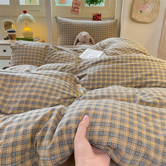91家纺网 家纺一手货源 找家纺 慕木家纺 2025新款A类亲肤磨毛简约无印风水洗棉学生大礼包上下铺条纹套件系列 玛卡朵+奶黄