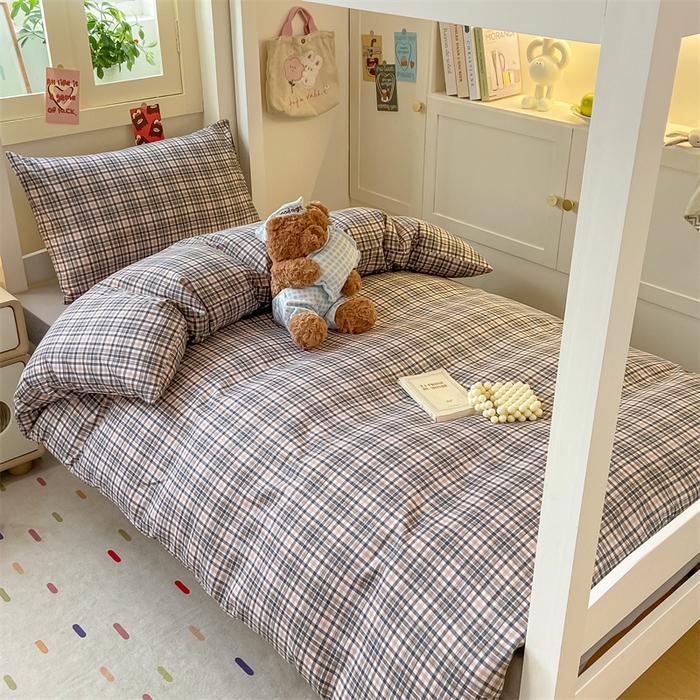 91家纺网 家纺一手货源 找家纺 慕木家纺 2025新款A类亲肤磨毛简约无印风水洗棉学生大礼包上下铺条纹套件系列 拉菲格+中灰