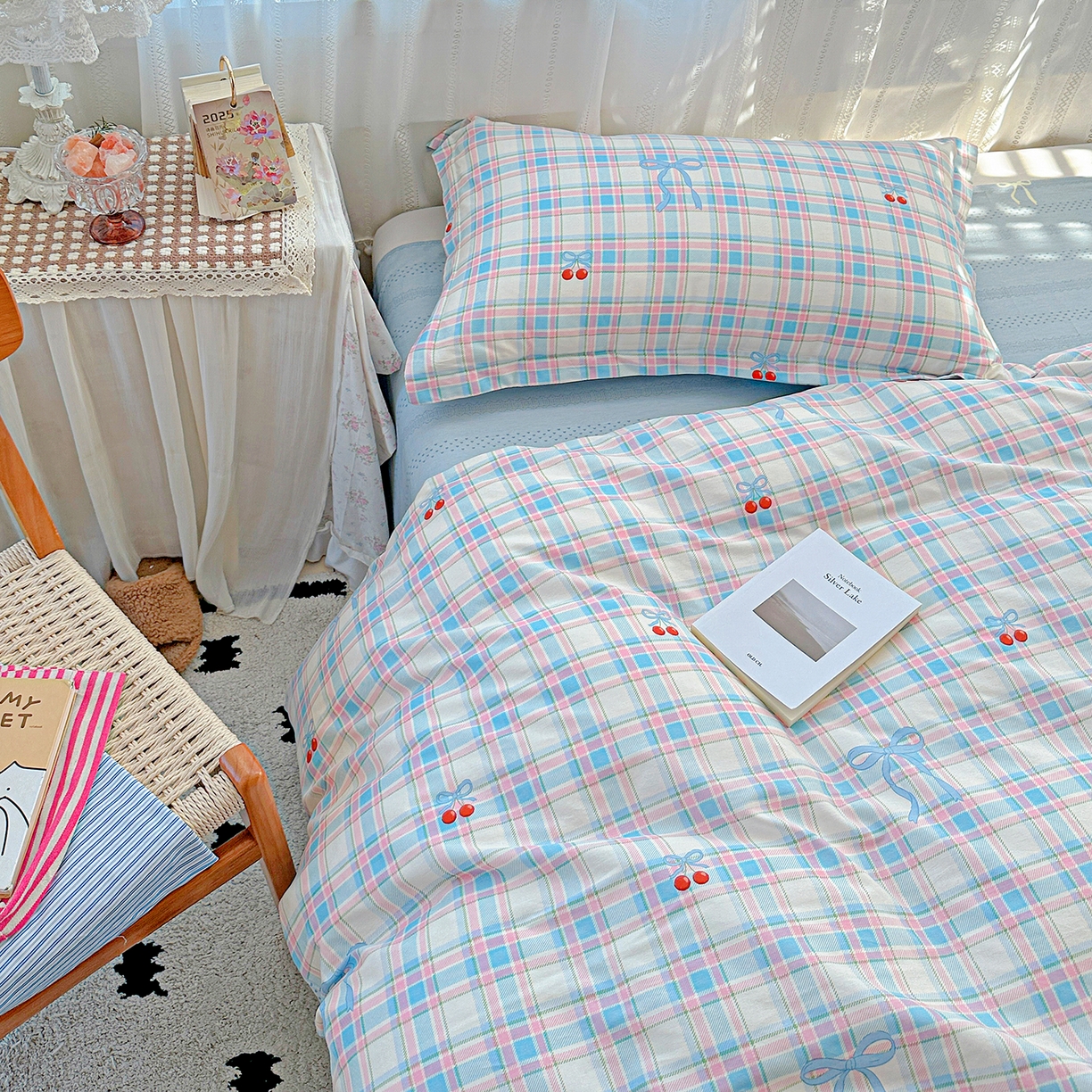 91家纺网 家纺一手货源 找家纺 恩泽家纺 2025新款全棉纯棉12868喷气印花系列四件套-第二批 樱桃派