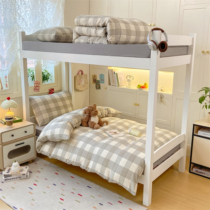 91家纺网 家纺一手货源 找家纺 慕木家纺 2025新款A类亲肤磨毛简约无印风水洗棉学生大礼包上下铺条纹套件系列 暗影千鸟+中灰