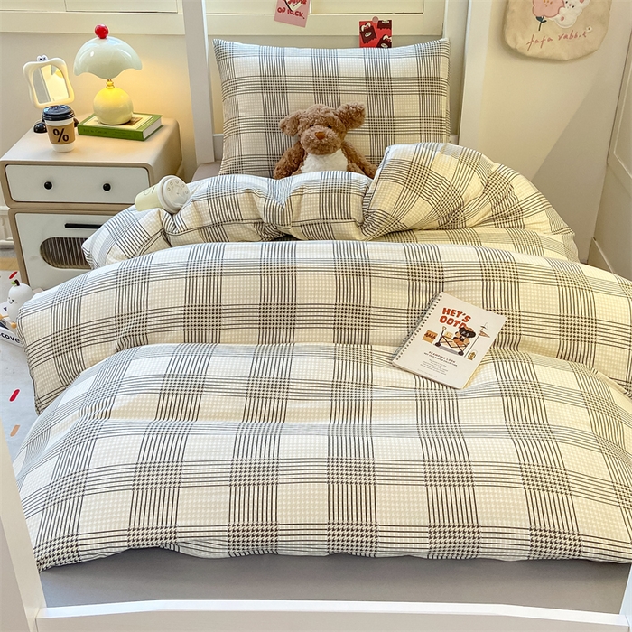 91家纺网 家纺一手货源 找家纺 慕木家纺 2025新款A类亲肤磨毛简约无印风水洗棉学生大礼包上下铺条纹套件系列 暗影千鸟+中灰