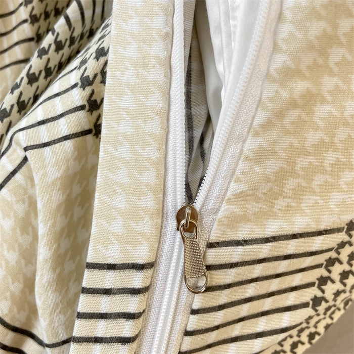 91家纺网 家纺一手货源 找家纺 慕木家纺 2025新款A类亲肤磨毛简约无印风水洗棉学生大礼包上下铺条纹套件系列 暗影千鸟+中灰