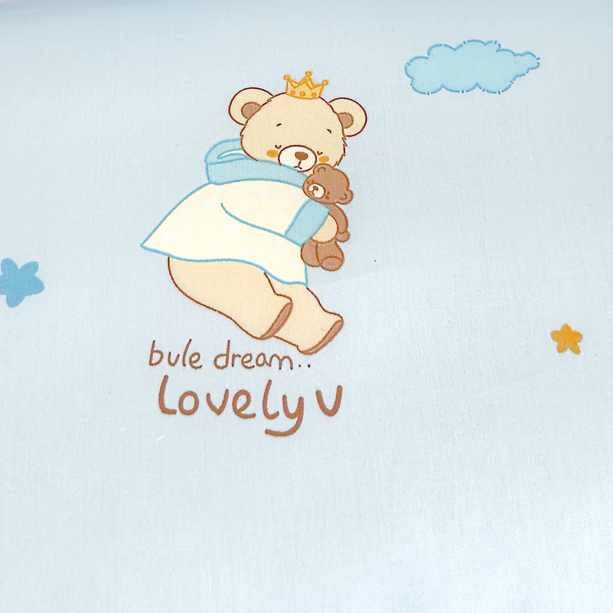 91家纺网 家纺一手货源 找家纺 良佐生活 2025新款A类60s全棉纯棉贡缎一字绣枕套 星空小熊