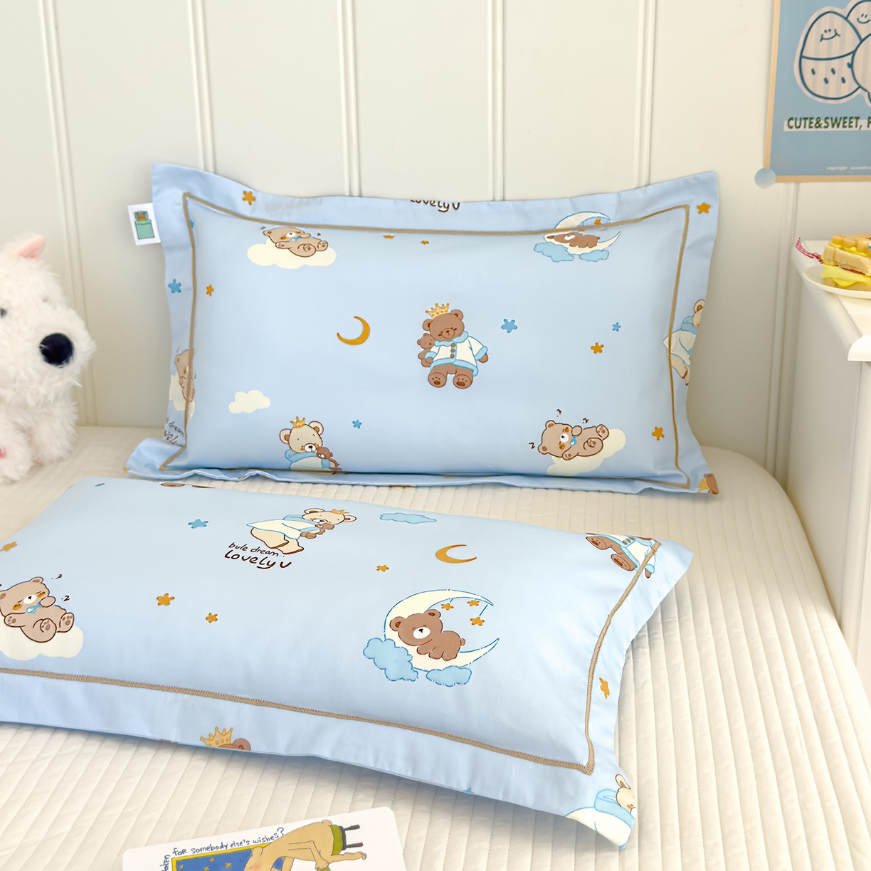 91家纺网 家纺一手货源 找家纺 良佐生活 2025新款A类60s全棉纯棉贡缎一字绣枕套 星空小熊