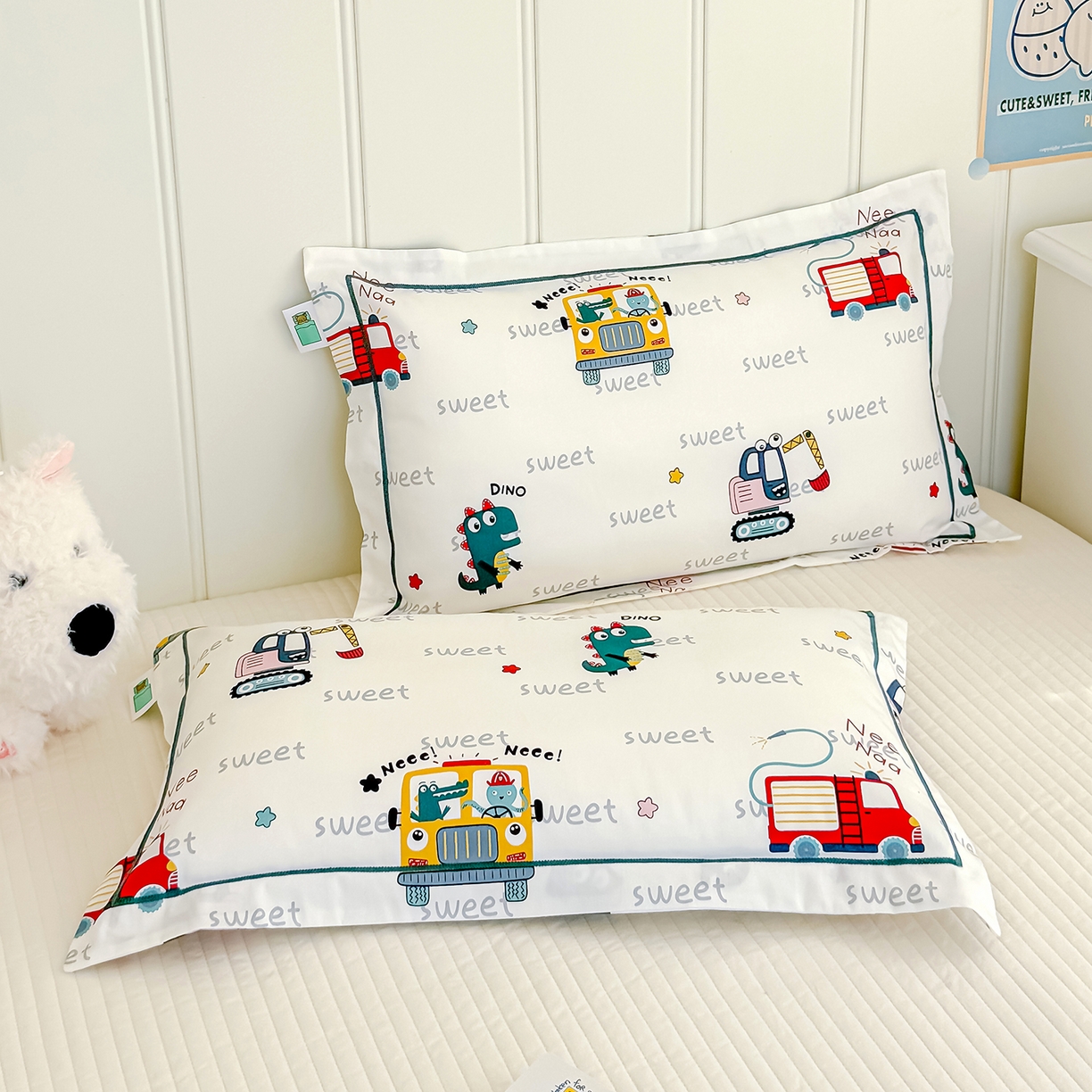 良佐生活 2025新款A类60s全棉纯棉贡缎一字绣枕套 恐龙开车