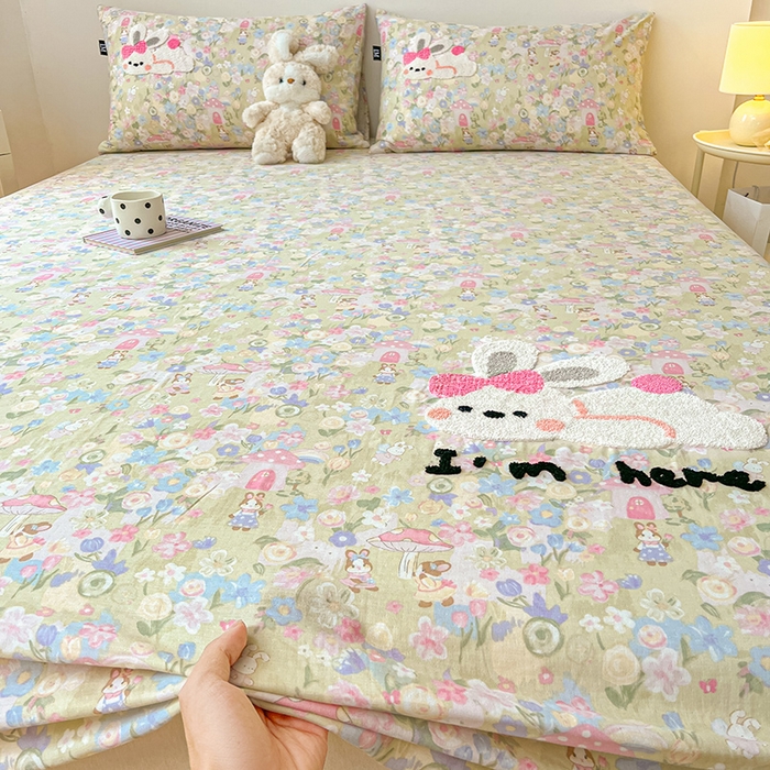 91家纺网 家纺一手货源 找家纺 乐美家纺 2025新款懒洋洋全棉双层纱毛巾绣床笠三件套（提供买家秀） 可妮兔