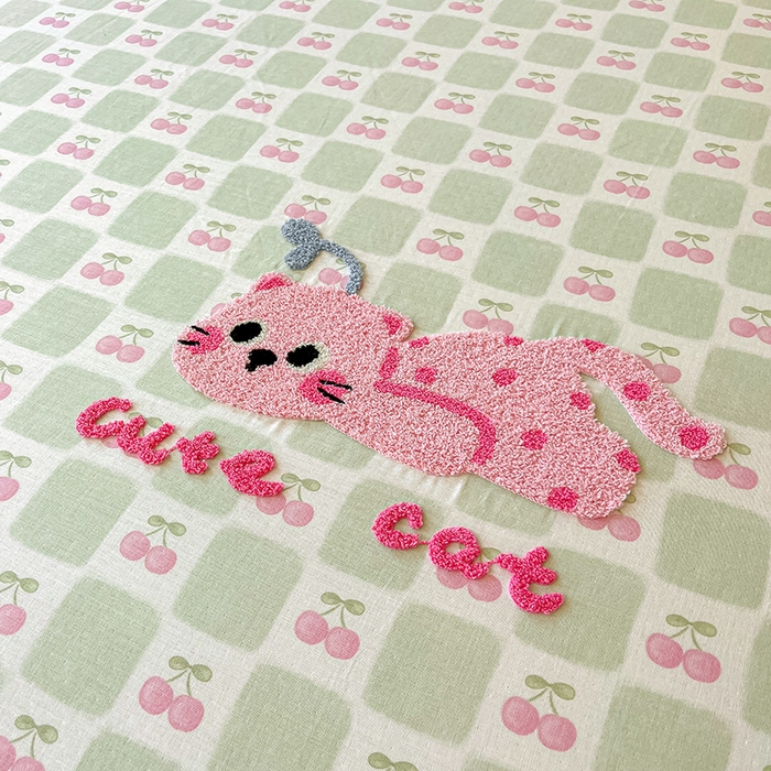 91家纺网 家纺一手货源 找家纺 乐美家纺 2025新款懒洋洋全棉双层纱毛巾绣床笠三件套（提供买家秀） 蔓蔓猫