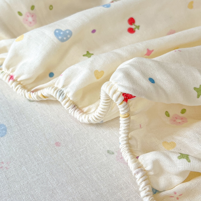 91家纺网 家纺一手货源 找家纺 乐美家纺 2025新款懒洋洋全棉双层纱毛巾绣床笠三件套（提供买家秀） 扭扭猪