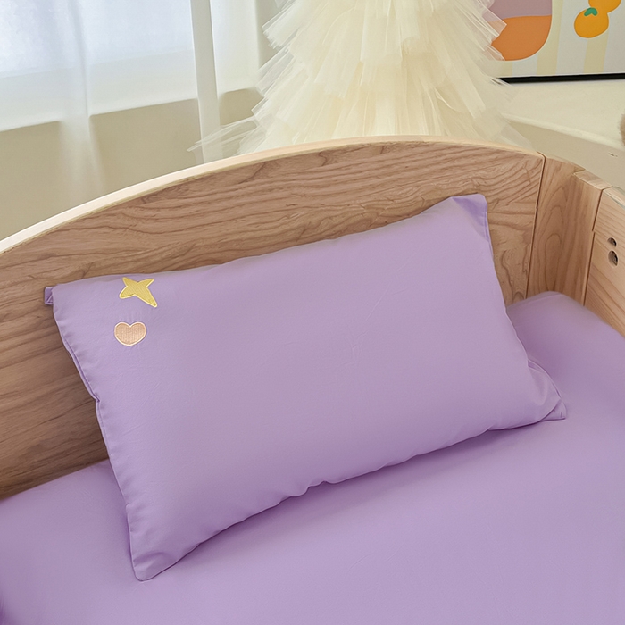 91家纺网 家纺一手货源 找家纺 乐沐家纺 2025新款全棉纯棉高端贴布刺绣幼儿园套件儿童三件套被子被芯婴童宝宝六件套七件套 快乐小狗