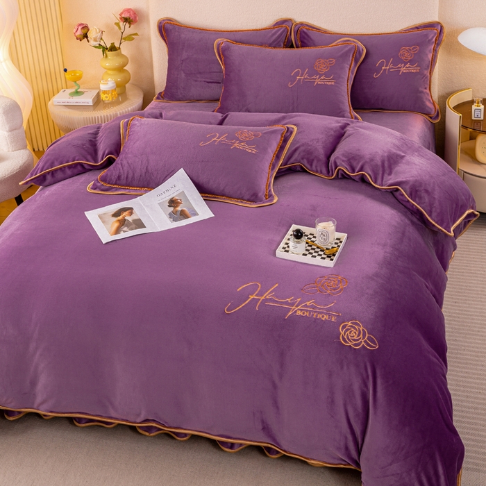 91家纺网 家纺一手货源 找家纺 博兰蒂2022高克重牛奶绒素色绣花床裙四件套直播爆款-水仙罗兰紫