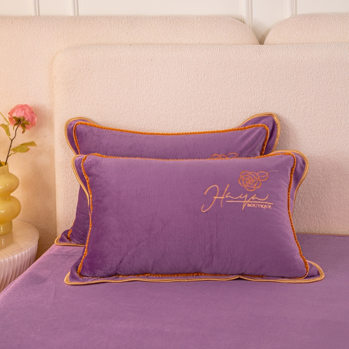 91家纺网 家纺一手货源 找家纺 博兰蒂2022高克重牛奶绒素色绣花床裙四件套直播爆款-水仙罗兰紫