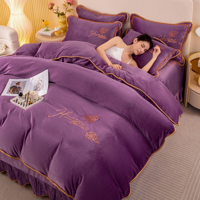 91家纺网 家纺一手货源 找家纺 博兰蒂2022高克重牛奶绒素色绣花床裙四件套直播爆款-水仙罗兰紫