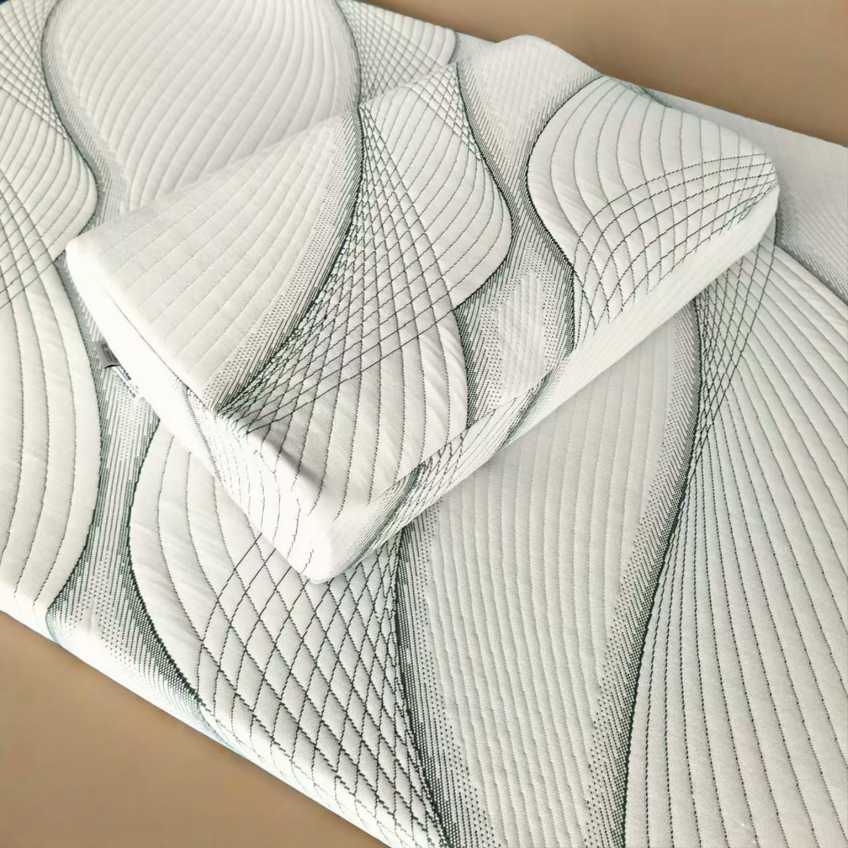 91家纺网 家纺一手货源 找家纺 （总）芯辰 2025新款学生慢回弹双芯记忆棉床垫