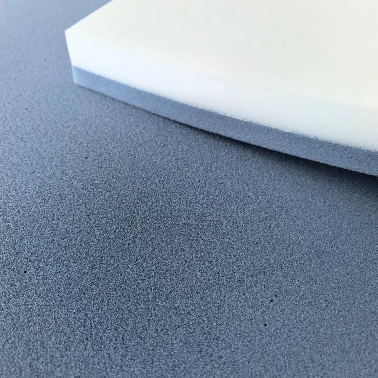 91家纺网 家纺一手货源 找家纺 （总）芯辰 2025新款学生慢回弹双芯记忆棉床垫